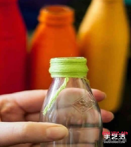 废弃玻璃瓶绕线DIY制作漂亮花瓶的方法步骤 -  www.shouyihuo.com
